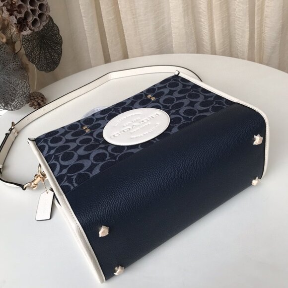 COACH Dempsey Tote 40 In Signature Blue Jacquard with Patch Bag - Picture 2 of 7